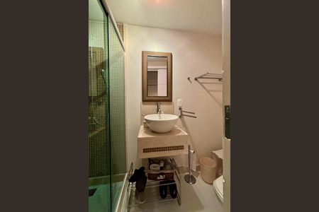 Apartamento à venda com 287m², 4 quartos e 2 vagasBanheiro da Suíte 1