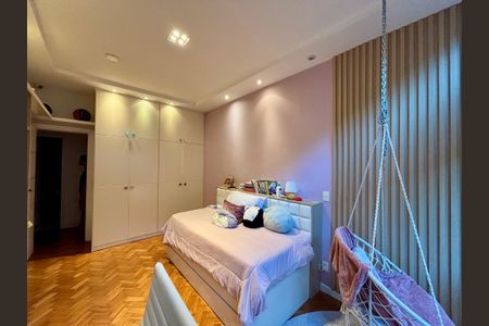 Apartamento à venda com 287m², 4 quartos e 2 vagasQuarto 2