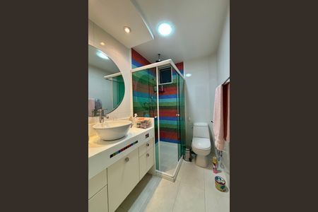 Apartamento à venda com 287m², 4 quartos e 2 vagasBanheiro social 2
