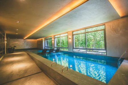 Apartamento à venda com 158m², 3 quartos e 2 vagas Apartamento à venda com 158m², 3 quartos e 2 vagasÁrea comum - Piscina