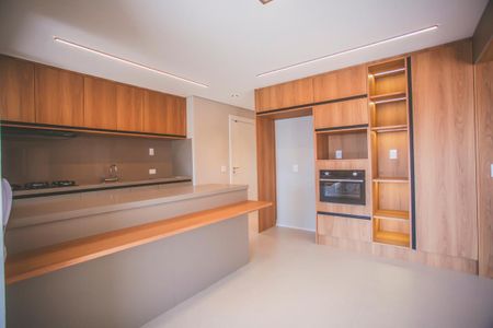 Apartamento à venda com 158m², 3 quartos e 2 vagas Apartamento à venda com 158m², 3 quartos e 2 vagasCozinha