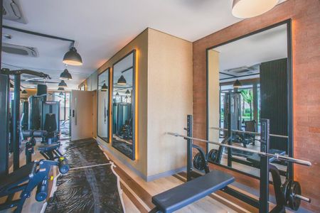 Apartamento à venda com 158m², 3 quartos e 2 vagas Apartamento à venda com 158m², 3 quartos e 2 vagasÁrea comum - Academia