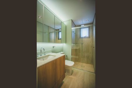 Apartamento à venda com 158m², 3 quartos e 2 vagas Apartamento à venda com 158m², 3 quartos e 2 vagasBanheiro da Suíte 2