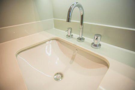 Apartamento à venda com 158m², 3 quartos e 2 vagas Apartamento à venda com 158m², 3 quartos e 2 vagasBanheiro da Suíte 2