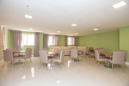 Apartamento à venda com 61m², 2 quartos e 1 vaga