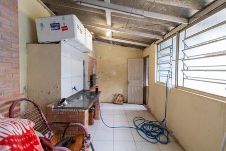 Casa à venda com 110m², 3 quartos e 1 vaga Casa à venda com 110m², 3 quartos e 1 vagaChurrasqueira