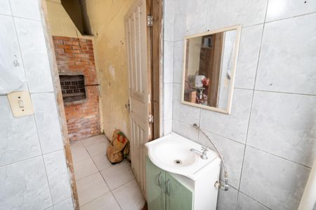 Casa à venda com 110m², 3 quartos e 1 vaga Casa à venda com 110m², 3 quartos e 1 vagaBanheiro