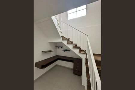 Casa à venda com 300m², 5 quartos e 5 vagas Casa à venda com 300m², 5 quartos e 5 vagasFoto 09