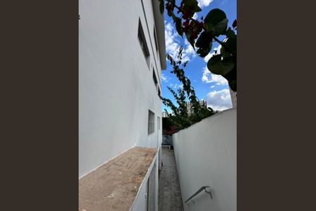 Casa à venda com 300m², 5 quartos e 5 vagas Casa à venda com 300m², 5 quartos e 5 vagasFoto 22