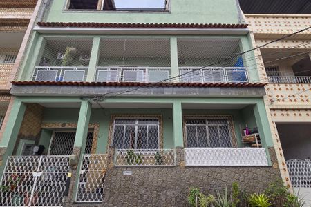 Casa de condomínio para alugar com 121m², 2 quartos e 1 vagaFachada