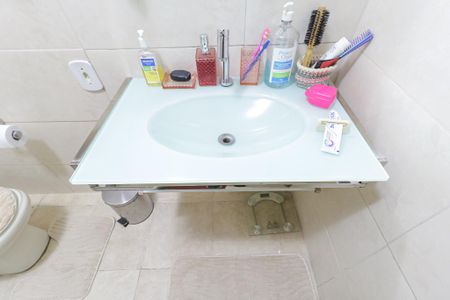 Casa de condomínio para alugar com 121m², 2 quartos e 1 vagaBanheiro