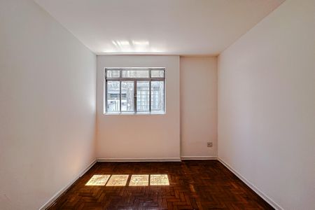 Apartamento à venda com 58m², 2 quartos e sem vaga Apartamento à venda com 58m², 2 quartos e sem vagaSala