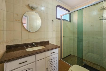 Apartamento para alugar com 130m², 3 quartos e 1 vagaBanheiro da suíte 1