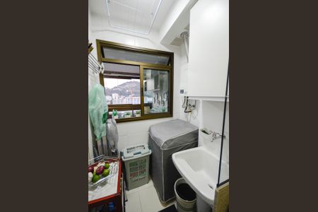 Apartamento à venda com 68m², 2 quartos e 1 vaga Apartamento à venda com 68m², 2 quartos e 1 vagaÁrea de Serviço