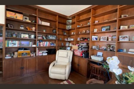 Apartamento à venda com 360m², 4 quartos e 4 vagas Apartamento à venda com 360m², 4 quartos e 4 vagasSala da Cobertura