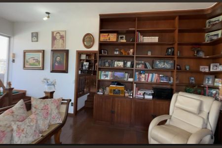 Apartamento à venda com 360m², 4 quartos e 4 vagas Apartamento à venda com 360m², 4 quartos e 4 vagasSala da Cobertura