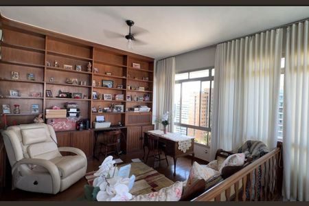 Apartamento à venda com 360m², 4 quartos e 4 vagas Apartamento à venda com 360m², 4 quartos e 4 vagasSala da Cobertura
