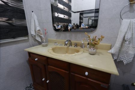 Casa à venda com 300m², 3 quartos e 2 vagasLavabo