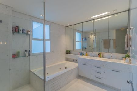 Apartamento à venda com 390m², 3 quartos e 5 vagas Apartamento à venda com 390m², 3 quartos e 5 vagasFoto 31