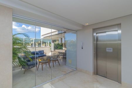 Apartamento à venda com 390m², 3 quartos e 5 vagas Apartamento à venda com 390m², 3 quartos e 5 vagasFoto 44