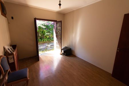 Casa de condomínio à venda com 300m², 4 quartos e 5 vagas Casa de condomínio à venda com 300m², 4 quartos e 5 vagasSuíte 2
