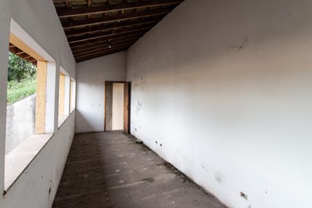 Casa à venda com 375m², 4 quartos e 6 vagas Casa à venda com 375m², 4 quartos e 6 vagasTerraço