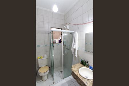 Casa à venda com 375m², 4 quartos e 6 vagas Casa à venda com 375m², 4 quartos e 6 vagasBanheiro da Suíte 2