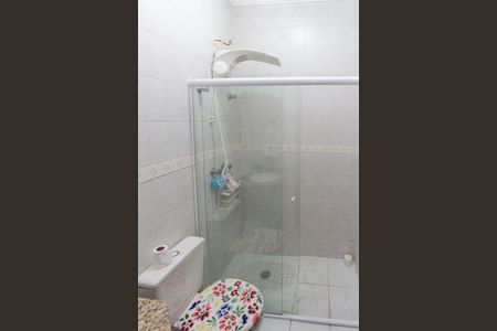 Casa à venda com 375m², 4 quartos e 6 vagas Casa à venda com 375m², 4 quartos e 6 vagasBanheiro da Suíte 4