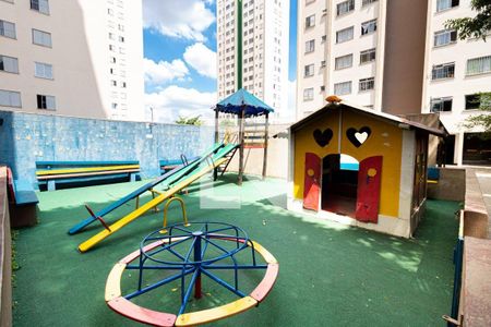 Apartamento à venda com 48m², 2 quartos e 1 vaga Apartamento à venda com 48m², 2 quartos e 1 vagaÁrea comum - Playground