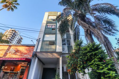 Apartamento à venda com 61m², 2 quartos e 1 vaga Apartamento à venda com 61m², 2 quartos e 1 vagaFachada