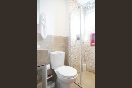 Apartamento à venda com 89m², 2 quartos e 2 vagasBanheiro da suíte