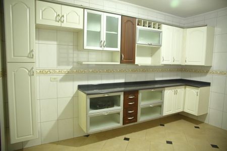 Casa à venda com 246m², 3 quartos e 1 vagaCozinha - Armários