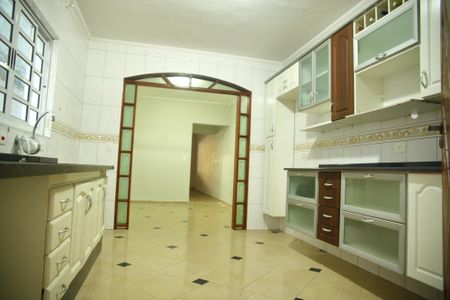 Casa à venda com 246m², 3 quartos e 1 vagaCozinha