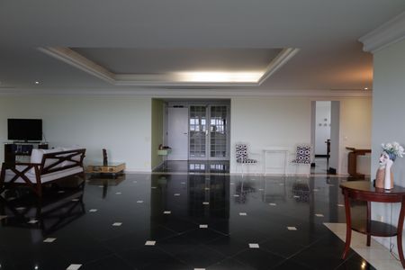 Apartamento à venda com 411m², 7 quartos e 3 vagasSala