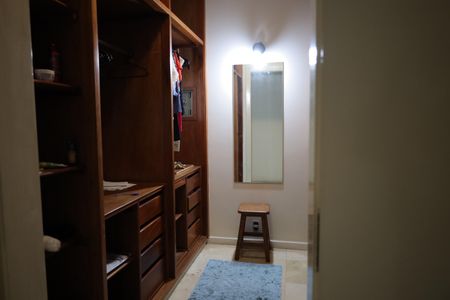 Apartamento à venda com 411m², 7 quartos e 3 vagasQuarto 2