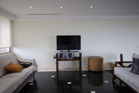 Apartamento à venda com 411m², 7 quartos e 3 vagasSala