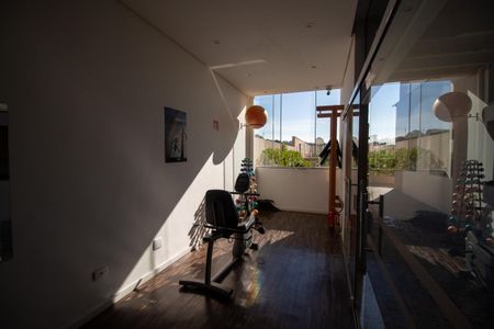 Apartamento à venda com 72m², 2 quartos e 2 vagas Apartamento à venda com 72m², 2 quartos e 2 vagasÁrea comum - Academia