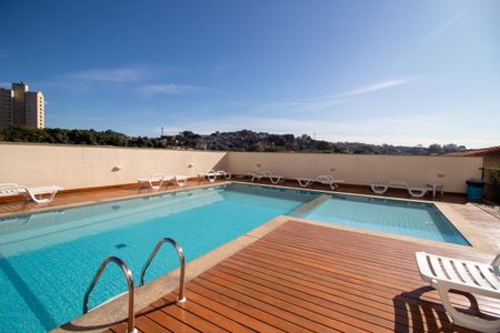 Apartamento à venda com 72m², 2 quartos e 2 vagas Apartamento à venda com 72m², 2 quartos e 2 vagasÁrea comum - Piscina