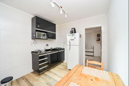 Apartamento à venda com 77m², 2 quartos e sem vaga Apartamento à venda com 77m², 2 quartos e sem vagaCozinha