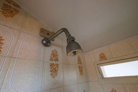 Casa à venda com 380m², 4 quartos e 4 vagas Casa à venda com 380m², 4 quartos e 4 vagasBanheiro da Suíte 1