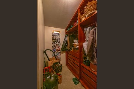 Casa à venda com 380m², 4 quartos e 4 vagas Casa à venda com 380m², 4 quartos e 4 vagasSuíte 1