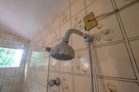 Casa à venda com 380m², 4 quartos e 4 vagas Casa à venda com 380m², 4 quartos e 4 vagasBanheiro da Suíte 2