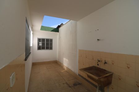 Casa à venda com 220m², 2 quartos e 4 vagasÁrea de Serviço