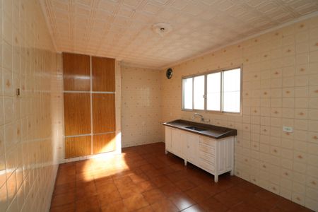 Casa à venda com 220m², 2 quartos e 4 vagasCozinha