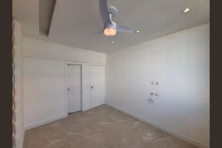Apartamento à venda com 130m², 3 quartos e 1 vagaSuíte 1