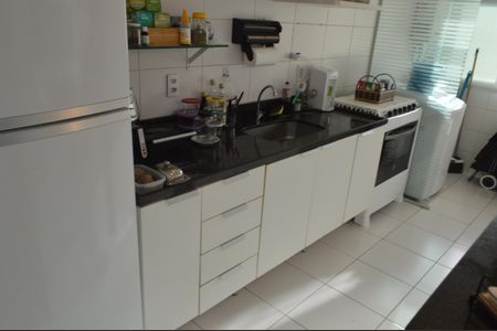 Apartamento à venda com 68m², 2 quartos e 1 vaga Apartamento à venda com 68m², 2 quartos e 1 vagaCozinha