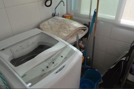 Apartamento à venda com 68m², 2 quartos e 1 vaga Apartamento à venda com 68m², 2 quartos e 1 vagaÁrea de Serviço