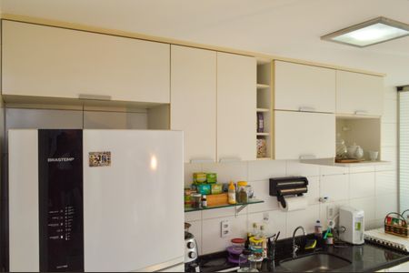 Apartamento à venda com 68m², 2 quartos e 1 vaga Apartamento à venda com 68m², 2 quartos e 1 vagaCozinha