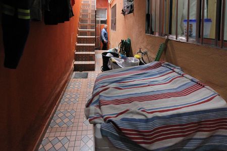 Casa à venda com 215m², 6 quartos e 1 vaga Casa à venda com 215m², 6 quartos e 1 vagaÁrea de Serviço