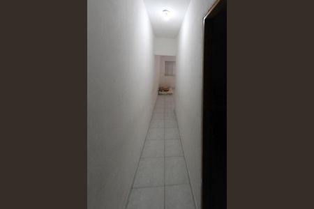 Casa à venda com 215m², 6 quartos e 1 vaga Casa à venda com 215m², 6 quartos e 1 vagaCorredor